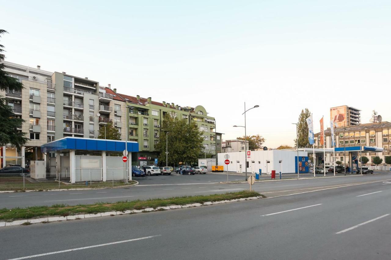 Apartment Promenada 35 Novi Sad Exteriör bild